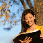 Relacionamento Abençoado: 7 Passagens da Bíblia para Você Aplicar Hoje Mesmo